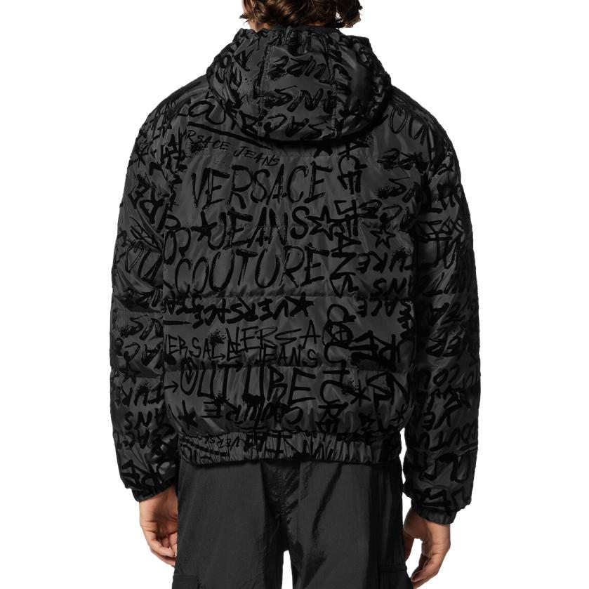 Purchase VERSACE 黑色拼接徽標印花連帽拉鍊羽絨外套. E75GAUD02-ECQD74-E899