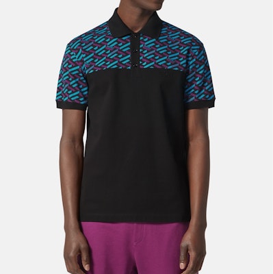 VERSACE Polo Negro de Algodón con Panel Estampado y Cierre de 3 Botones. 1006934-1A04920-5G320 Shop VERSACE Polo Negro de Algodón con Panel Estampado y Cierre de 3 Botones. 1006934-1A04920-5G320