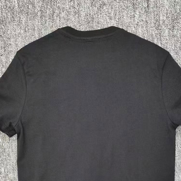 VERSACE  Black Graphic Print Crewneck Casual Short Sleeve T-Shirt 1012174-1A08822-5B070 圖 7