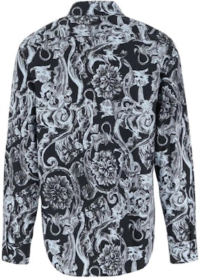 VERSACE Kemeja Hitam Bermotif Lengan Panjang Berkerah. 1013870-1A09746-5U970 Lookbook VERSACE Kemeja Hitam Bermotif Lengan Panjang Berkerah. 1013870-1A09746-5U970