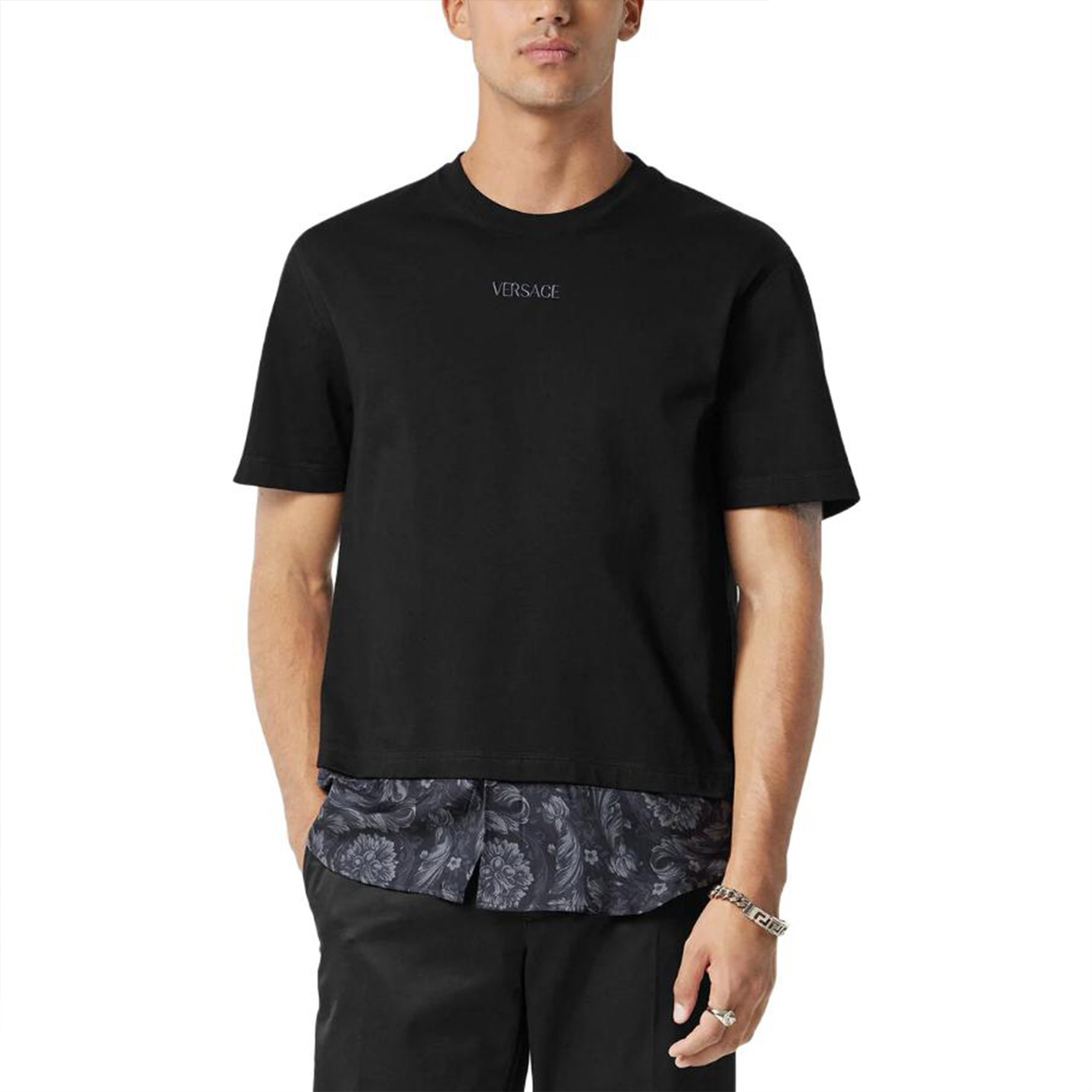 VERSACE  Black Short-Sleeve T-Shirt with Logo Embroidery Design 1013945-1A09484-1B000 圖 3