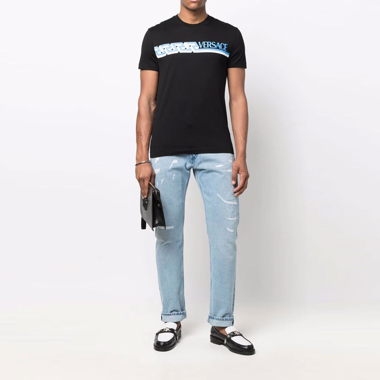 Lookbook VERSACE  Black Short Sleeve T-Shirt with Letter Print Design. 10039111-A02781-1B000