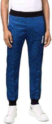 VERSACE 蓝色字母标志针织运动裤 1004199-1A03029-5U040 Shop VERSACE 蓝色字母标志针织运动裤 1004199-1A03029-5U040