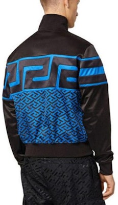 VERSACE Geometric Print Zip-Up Jacket Black 1004198-1A03029-5U040 Shop VERSACE Geometric Print Zip-Up Jacket Black 1004198-1A03029-5U040