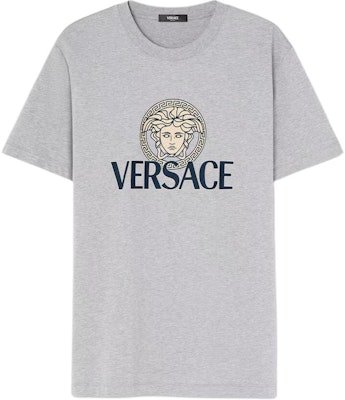 Camiseta de cuello redondo con estampado del logo de Versace en gris. 1014226-1A10088-1E090 Order Camiseta de cuello redondo con estampado del logo de Versace en gris. 1014226-1A10088-1E090