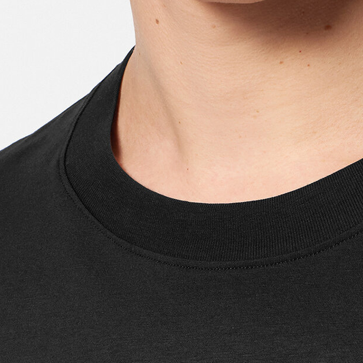 Details for 베르사체 로고 프린트 크루넥 반팔 티셔츠 - 블랙 E75GAHF01-ECJ00F-EG89