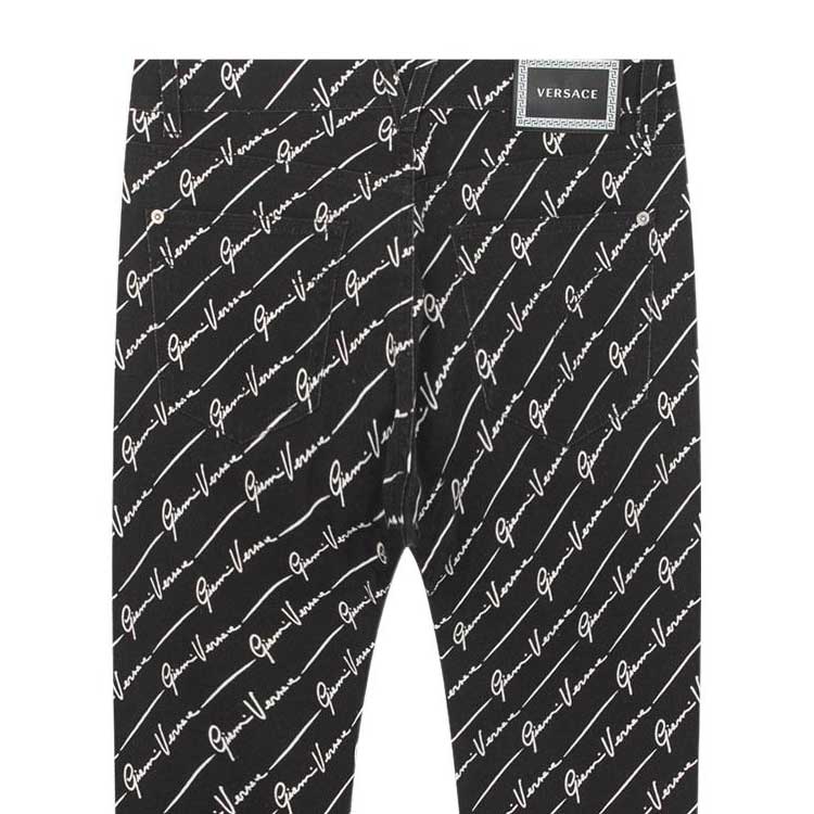 Purchase 范思哲低腰标志性黑色牛仔裤带侧口袋 A81832-A232874-A7008