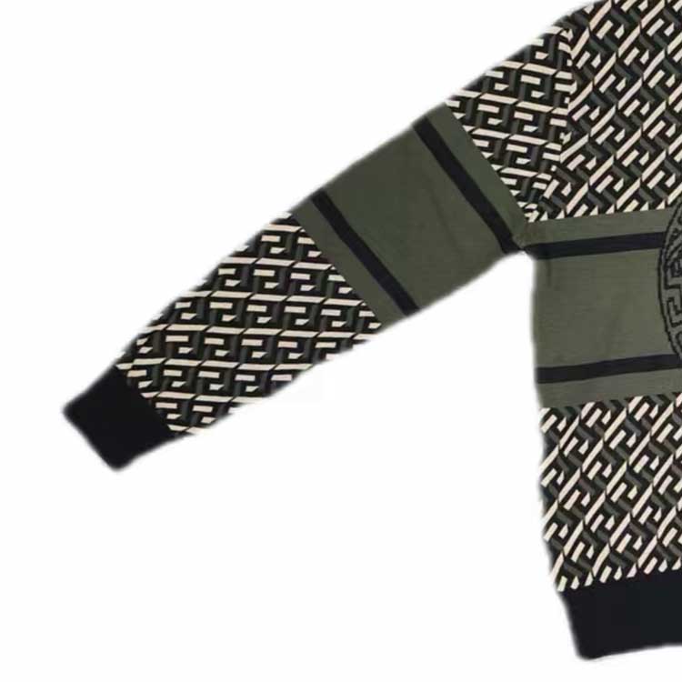 VERSACE  Medusa Jacquard Crewneck Pullover Sweater - Green 1008136-1A05826-5B150 圖 7