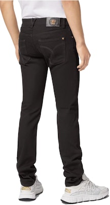 VERSACE 修身中腰黑色牛仔褲 A81832-1A03069-1D040 Lookbook VERSACE 修身中腰黑色牛仔褲 A81832-1A03069-1D040