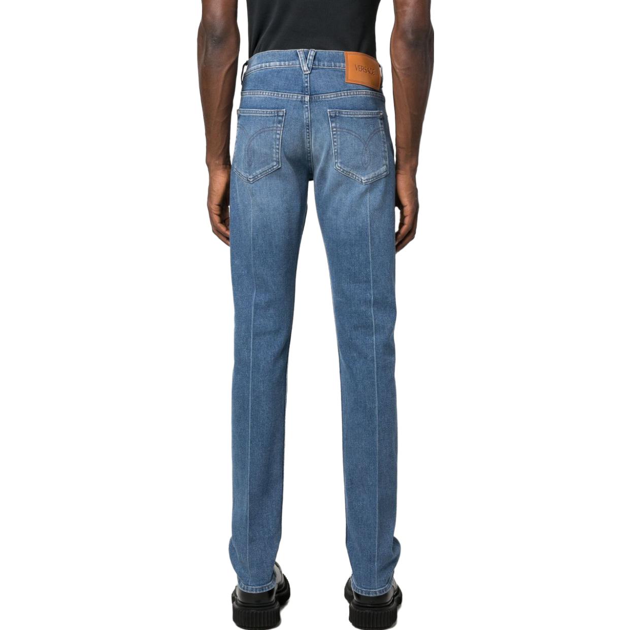 Shop VERSACE Jeans Slim Fit Azul Marino con Lavado Claro y Detalle en Bolsillo 1011693-1A08895-1D520