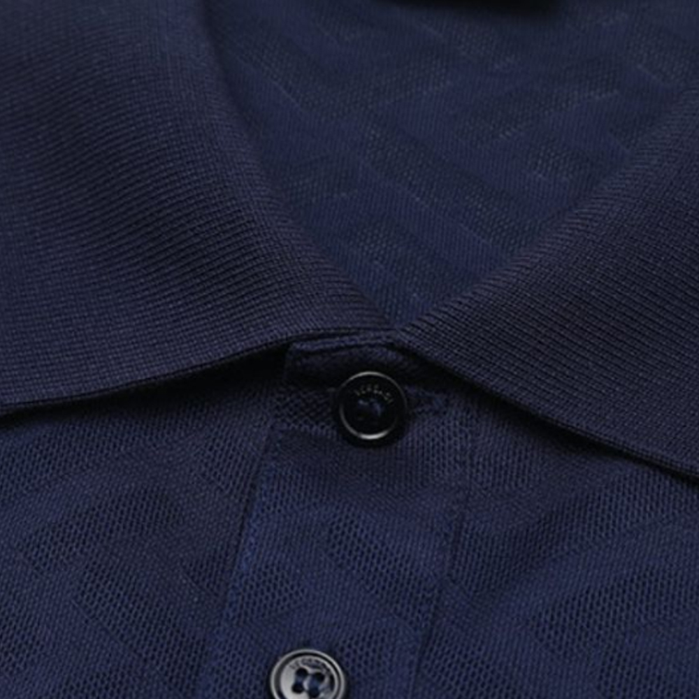 Versace  SS23 Embossed Geometric Pattern Polo Shirt Dark Blue. 1008500-1A06077-1UE40 圖 6