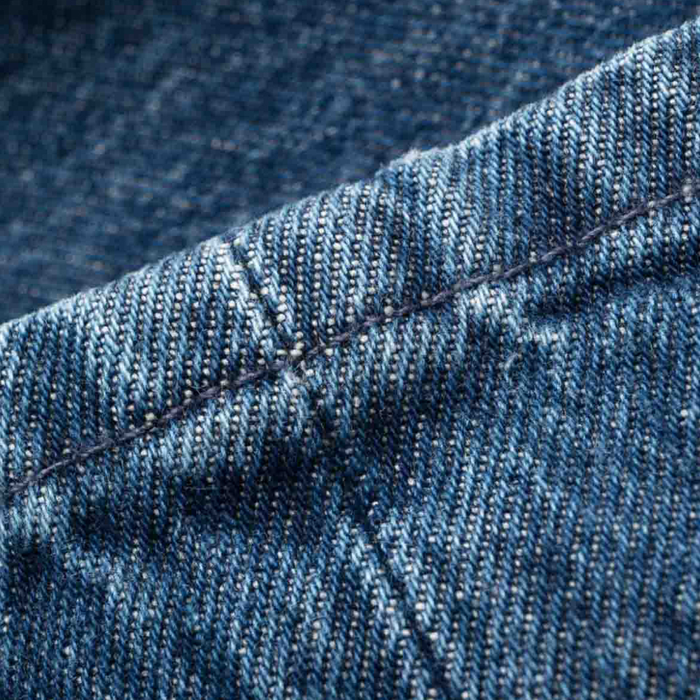 Versace  Straight-Leg Blue Denim Jeans with Mid-Rise and Zip Closure. 1010816-1A07987-1D520 圖 8