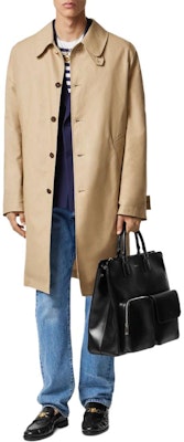 VERSACE Washed Straight-Leg Jeans FW23 Light Blue Casual Denim Pants 1010816-1A04165-1D360 Lookbook VERSACE Washed Straight-Leg Jeans FW23 Light Blue Casual Denim Pants 1010816-1A04165-1D360