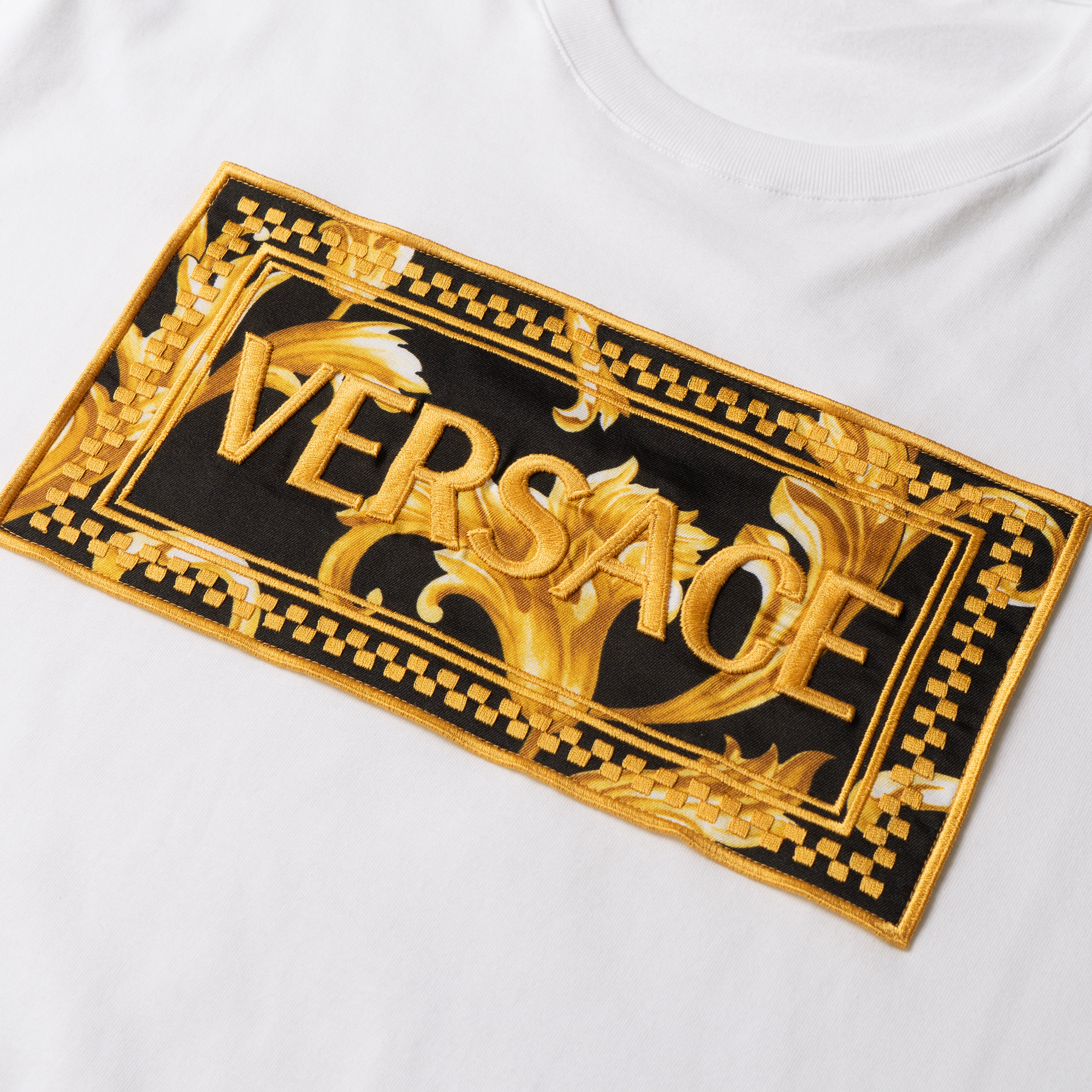 VERSACE  White Logo Letter Print Crew Neck Short Sleeve T-Shirt. A89502S-A230901-A2048 圖 8