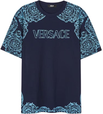 ヴェルサーチ バロック柄 ブルー クルーネック メンズ半袖Tシャツ 1013302-1A09868-2UO70 Buy ヴェルサーチ バロック柄 ブルー クルーネック メンズ半袖Tシャツ 1013302-1A09868-2UO70