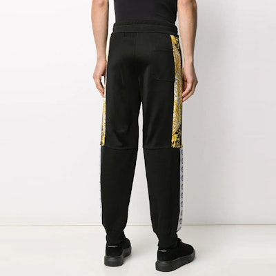 范思哲巴洛克印花弹性腰运动裤 黑色 A85349-A232536-A7900 Purchase 范思哲巴洛克印花弹性腰运动裤 黑色 A85349-A232536-A7900