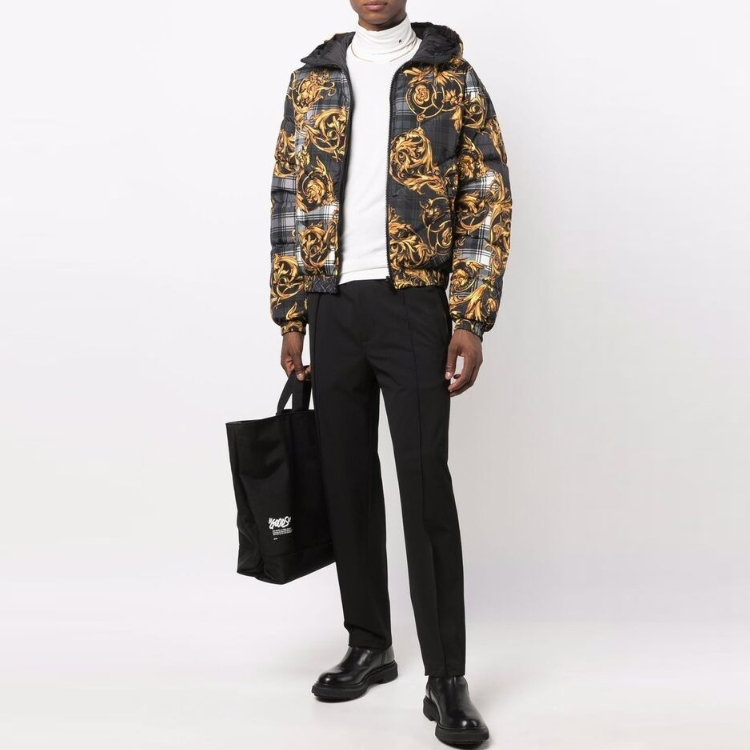 Lookbook VERSACE 巴洛克可雙面穿連帽羽絨外套 黑/金 71GAA422-CQS06-G80