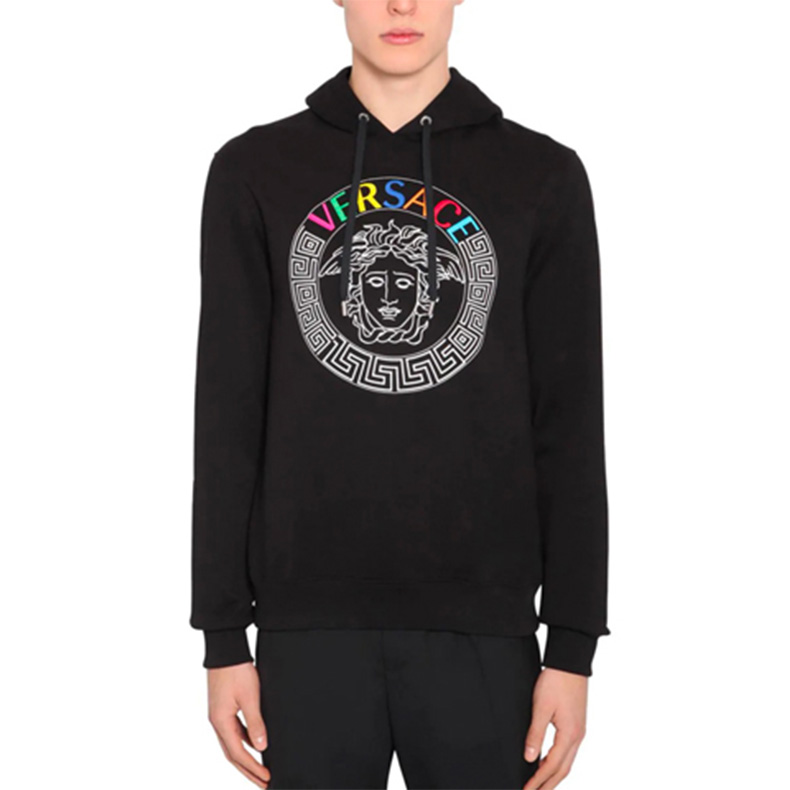 Shop 베르사체 블랙 메두사 로고 프린트 후디 A83506-A227994-A008