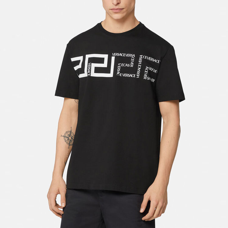 Lookbook ヴェルサーチ ブラック ロゴ プリント クルーネック 半袖 Tシャツ 1001286-1A00919-1B000