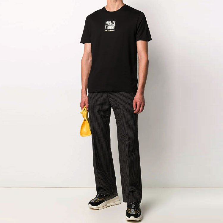 Lookbook VERSACE 黑色標誌印花圓領T恤 A86436-A228806-A1008