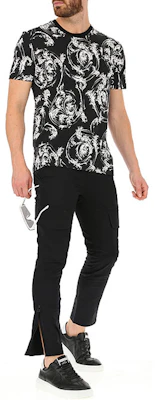VERSACE Black Printed Crewneck T-Shirt A79334-A230641-A71R Details for VERSACE Black Printed Crewneck T-Shirt A79334-A230641-A71R