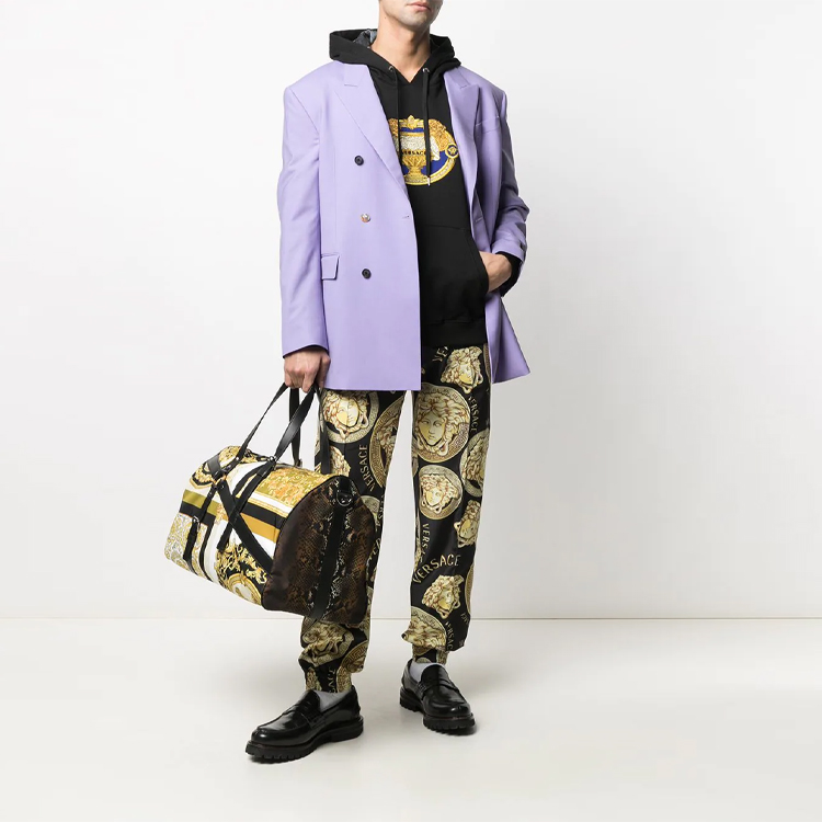 Purchase 范思哲黑色刺绣字母套头卫衣 A88699-A231242-A1008