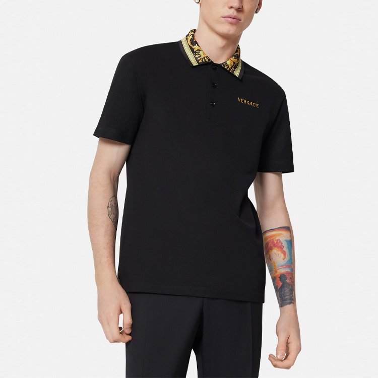 Shop VERSACE 黑色短袖印花领口 Polo 衫 A85106-A231240-A2003