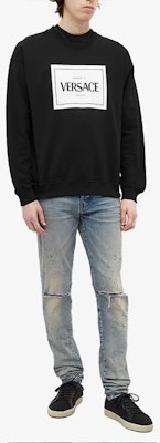 范思哲黑色长袖圆领卫衣 男士 BOX标志款 A89400-A231242-A1008 Lookbook 范思哲黑色长袖圆领卫衣 男士 BOX标志款 A89400-A231242-A1008