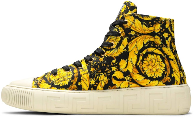 Versace Canvas Tinggi 'Cetakan Barocco - Hitam Emas' DSU8403-DTE4G_5W08V Lookbook Versace Canvas Tinggi 'Cetakan Barocco - Hitam Emas' DSU8403-DTE4G_5W08V