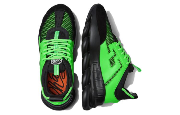 Shop Versace Chain Reaction 'Hitam Hijau' Sneakers DSU7071E-1A06085-2BC00