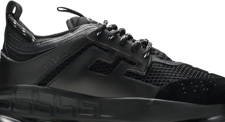 Versace Chain Reaction 'Triple Black' Sepatu Sneakers Pria/Wanita. DSU7071E-D7CTG-D41 Order Versace Chain Reaction 'Triple Black' Sepatu Sneakers Pria/Wanita. DSU7071E-D7CTG-D41