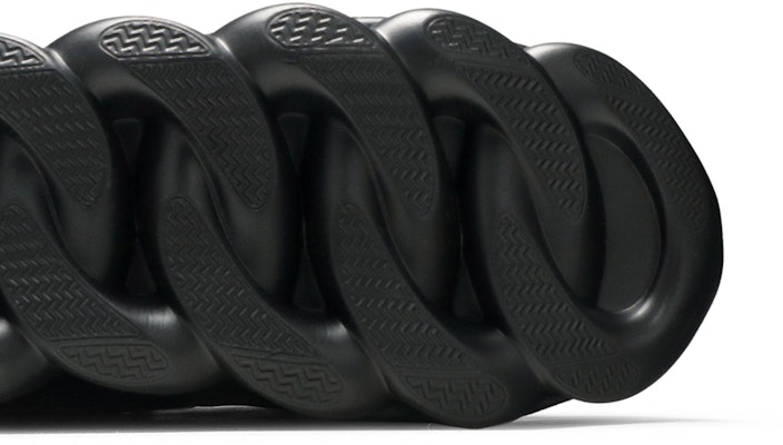 Versace Chain Reaction 'Triple Black' Sepatu Sneakers Pria/Wanita. DSU7071E-D7CTG-D41 Purchase Versace Chain Reaction 'Triple Black' Sepatu Sneakers Pria/Wanita. DSU7071E-D7CTG-D41