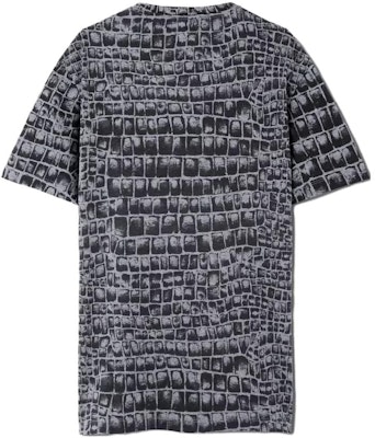 ヴェルサーチ コッコドリロ ロゴ クルーネック グラフィック Tシャツ グレー メンズ 半袖 1013110-1A09030-2ED10 Lookbook ヴェルサーチ コッコドリロ ロゴ クルーネック グラフィック Tシャツ グレー メンズ 半袖 1013110-1A09030-2ED10