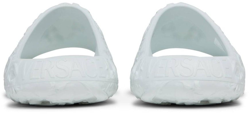 ヴェルサーチェ ディメンション プールスライド (グレー) 1005746-1A03446-1W000 Details for ヴェルサーチェ ディメンション プールスライド (グレー) 1005746-1A03446-1W000