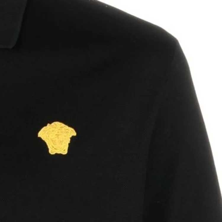 Details for VERSACE FW22 Polo Negro Bordado Manga Corta Casual. 1008492-1A06071-1B000