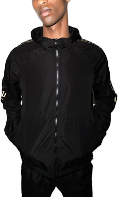 베르사체 FW22 블랙 후디 재킷 그리스 모티프 프린트 디자인. 1003740-1A03773-1B000 Lookbook 베르사체 FW22 블랙 후디 재킷 그리스 모티프 프린트 디자인. 1003740-1A03773-1B000