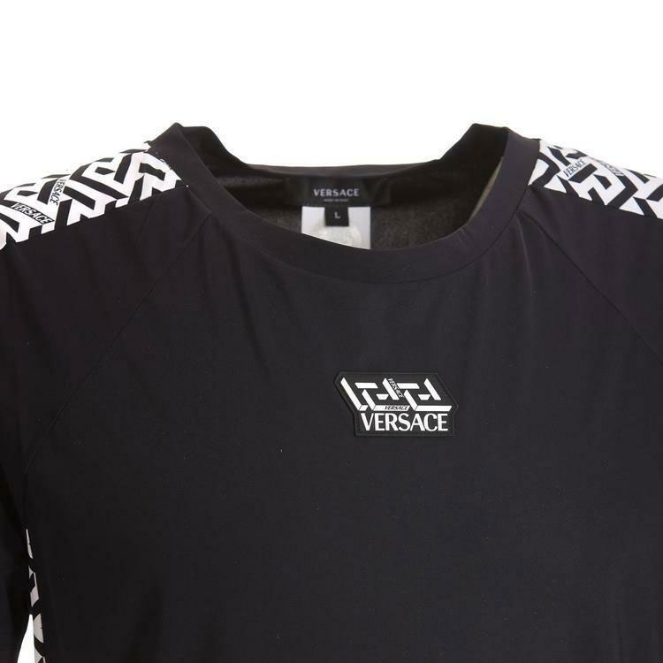 VERSACE FW22  Black Letter Crewneck Short Sleeve T-Shirt 10046811-A03229-2W020 圖 8