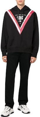 VERSACE FW22 Sudadera Negra Rayada con Logo y Capucha Ajustable Mangas Largas 73GAIP10-CF00P-899 Lookbook VERSACE FW22 Sudadera Negra Rayada con Logo y Capucha Ajustable Mangas Largas 73GAIP10-CF00P-899