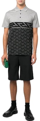 ヴェルサーチ FW22 カジュアルポロシャツ ブラック グレー 半袖トップス 1006468-1A04466-5B050 Lookbook ヴェルサーチ FW22 カジュアルポロシャツ ブラック グレー 半袖トップス 1006468-1A04466-5B050