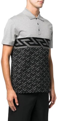 ヴェルサーチ FW22 カジュアルポロシャツ ブラック グレー 半袖トップス 1006468-1A04466-5B050 Purchase ヴェルサーチ FW22 カジュアルポロシャツ ブラック グレー 半袖トップス 1006468-1A04466-5B050