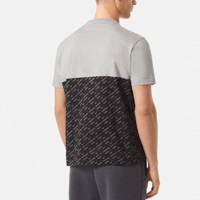 Versace FW22 Colorblock Graphic Print Crewneck T-Shirt Grey 1006439-1A04407-5B050 Shop Versace FW22 Colorblock Graphic Print Crewneck T-Shirt Grey 1006439-1A04407-5B050