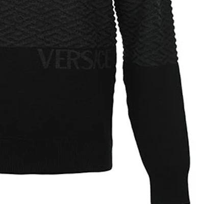 VERSACE FW22 Grey Knit Pullover Wool Sweater. 1005942-1A04073-1B000 Sizing VERSACE FW22 Grey Knit Pullover Wool Sweater. 1005942-1A04073-1B000