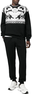 베르사체 FW22 패턴 크루넥 풀오버 스웨트셔츠 블랙 1006475-1A04480-5B040 Lookbook 베르사체 FW22 패턴 크루넥 풀오버 스웨트셔츠 블랙 1006475-1A04480-5B040