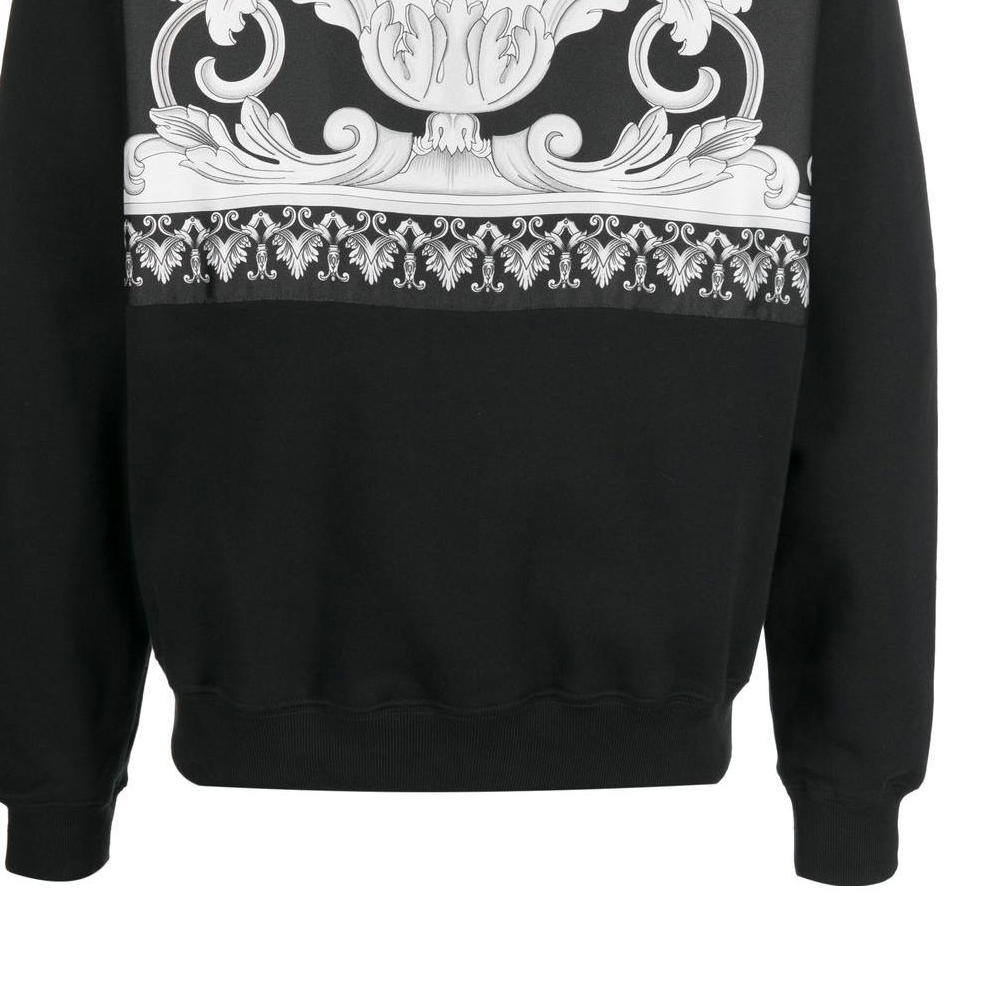 Sizing 베르사체 FW22 패턴 크루넥 풀오버 스웨트셔츠 블랙 1006475-1A04480-5B040