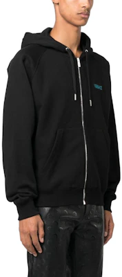 베르사체 FW23 블랙 로고 자수 집업 후디. 1012556-1A09046-1B000 Shop 베르사체 FW23 블랙 로고 자수 집업 후디. 1012556-1A09046-1B000