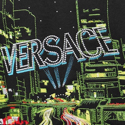 베르사체 FW23 블랙 로고 자수 집업 후디. 1012556-1A09046-1B000 Details for 베르사체 FW23 블랙 로고 자수 집업 후디. 1012556-1A09046-1B000