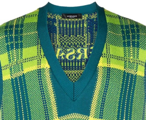 VERSACE FW23 格紋V領無袖毛衣 1009928-1A07143-2VA90 Details for VERSACE FW23 格紋V領無袖毛衣 1009928-1A07143-2VA90