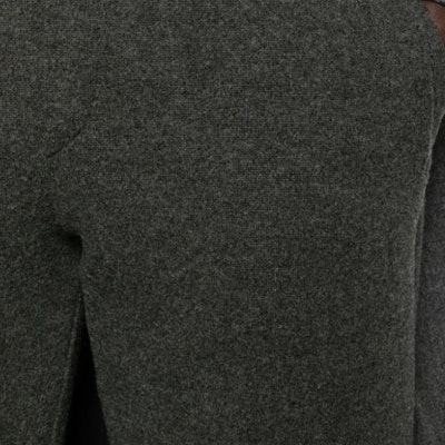 VERSACE FW23 Slim Fit Knit Joggers with Logo Detail in Charcoal Grey. 1013622-1A09601-1E880 Sizing VERSACE FW23 Slim Fit Knit Joggers with Logo Detail in Charcoal Grey. 1013622-1A09601-1E880