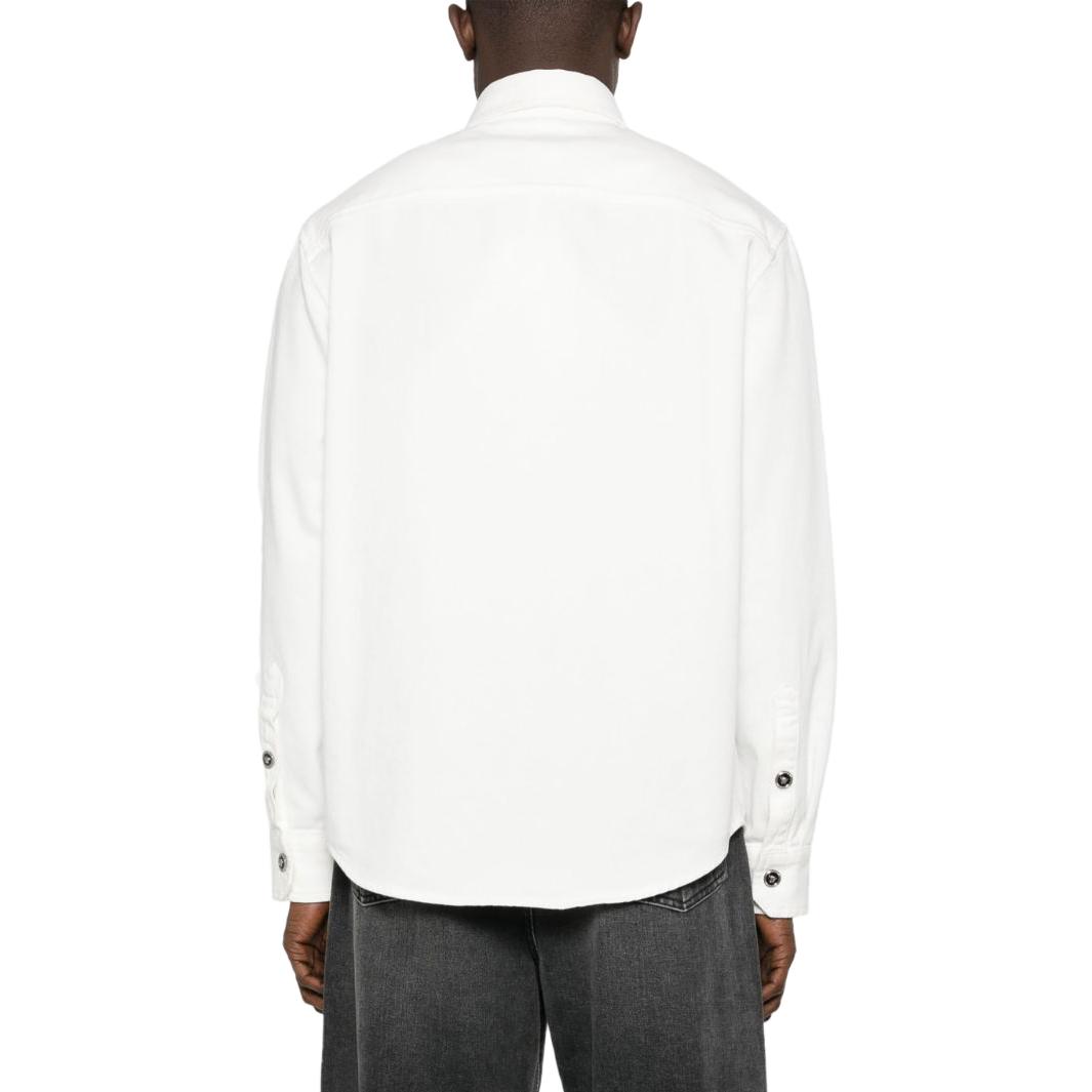 Shop VERSACE FW23 Baju Putih Lengan Panjang dengan Kolar Tajam & Rekaan Poket 1013887-1A10032-1D110