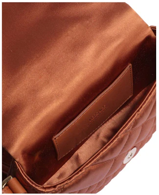 베르사체 그레카 여신 퀼팅 새틴 카라멜 숄더백
Order 베르사체 그레카 여신 퀼팅 새틴 카라멜 숄더백